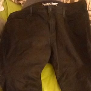 Signature black used women's jeans size 16